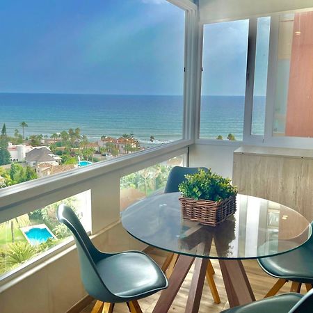 Marbella Beachfront - Beachside Apartment With Stunning Sea Views Eksteriør billede
