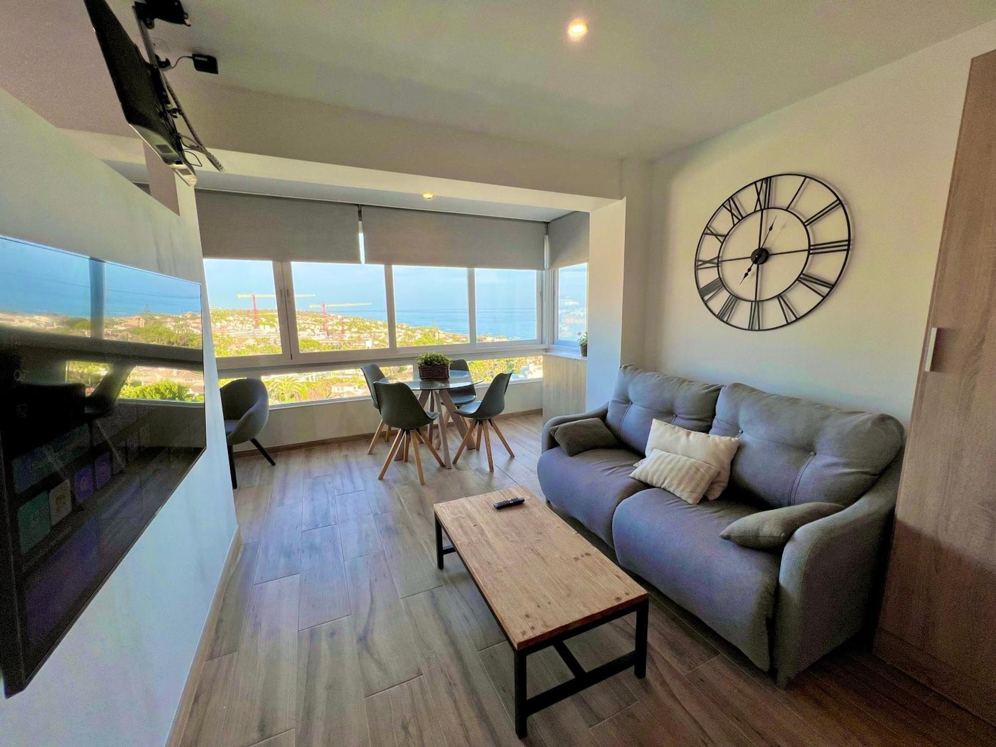 Marbella Beachfront - Beachside Apartment With Stunning Sea Views Eksteriør billede