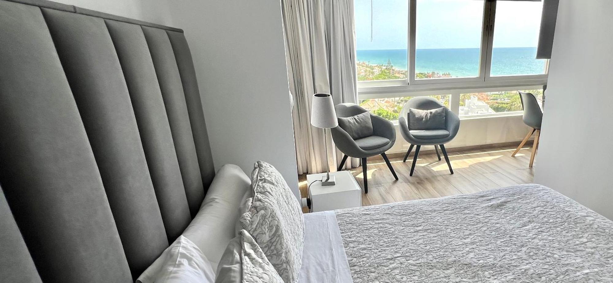 Marbella Beachfront - Beachside Apartment With Stunning Sea Views Eksteriør billede