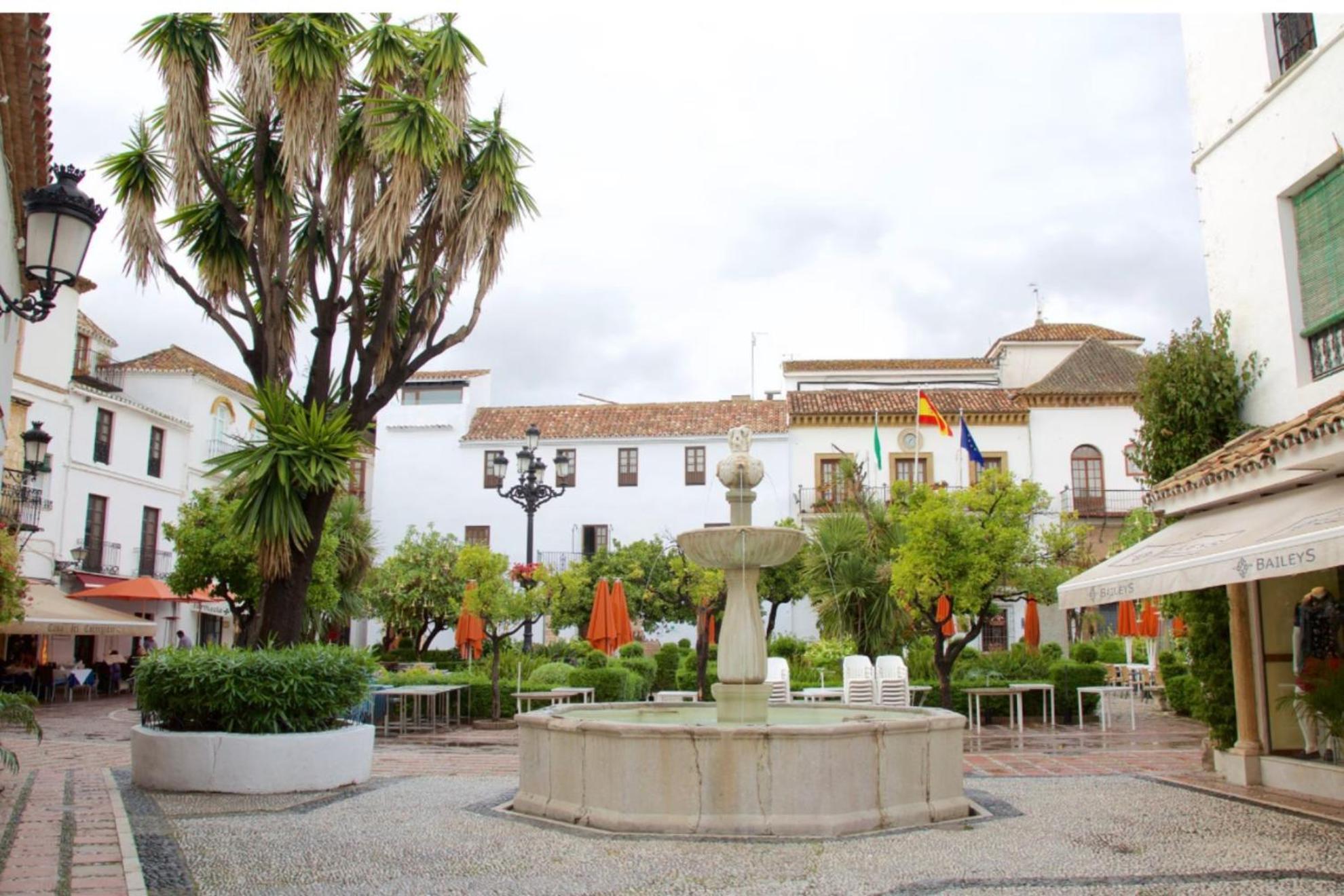 Marbella Beachfront - Beachside Apartment With Stunning Sea Views Eksteriør billede